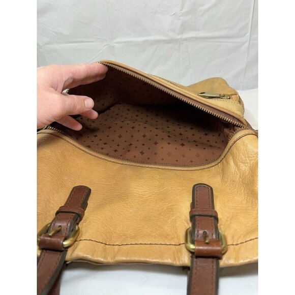 Fossil Explorer Leather Fold Over Crossbody Hobo Tote Shoulder Bag Tan - Picture 12 of 16